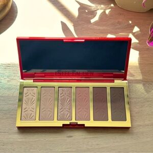 Estée Lauder Limited Edition Trick Of The Eyes
Eyeshadow Palette